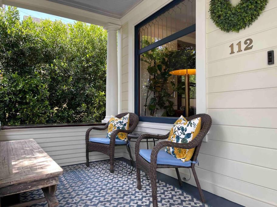 Upscale Downtown Home Walk To Beach Shops Bars 2 Santa Bárbara Exterior foto